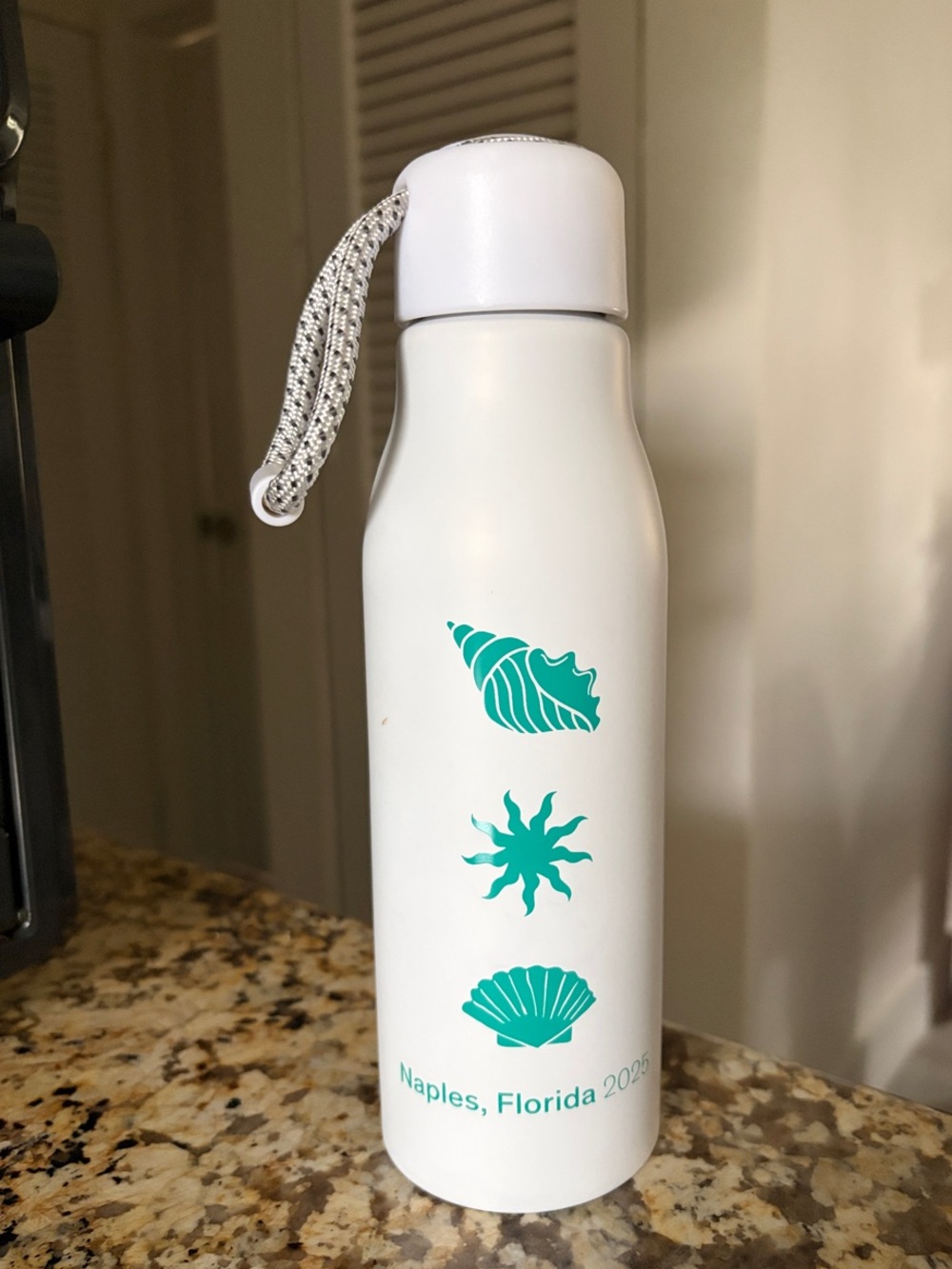 White Stainless Water Bottle Teal Shell 24 oz Naples Florida 2025 clam arroyo